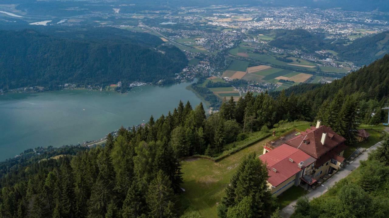 Hotel Alpinum トレフェン エクステリア 写真